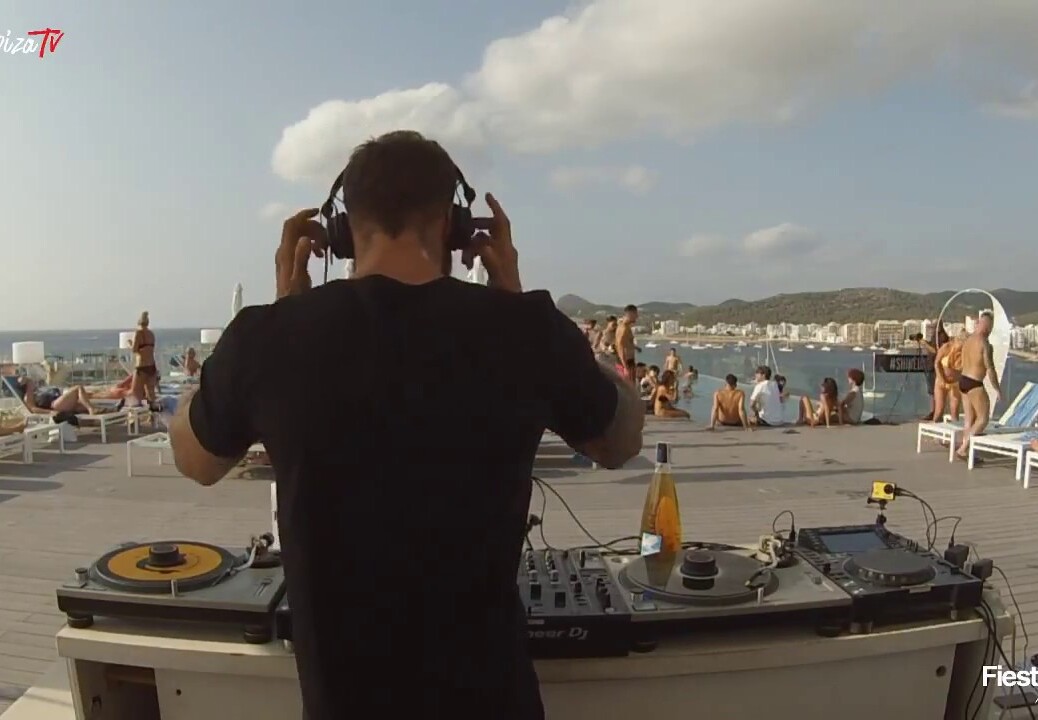 9th to up · CESAR VINZENT  · MuM ShowCase · Sol House Ibiza  © www.Allaboutibizatv.net