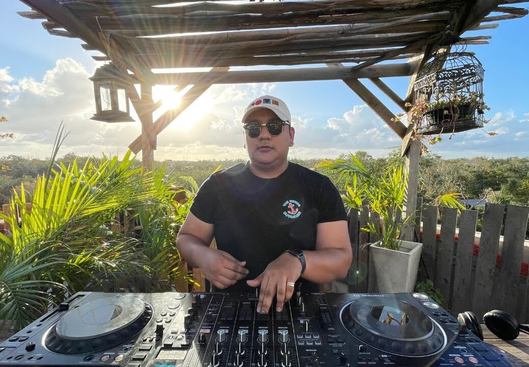 V-Lake | Special Tulum Tech House Mix 2022 | By @EPHIMERA Tulum