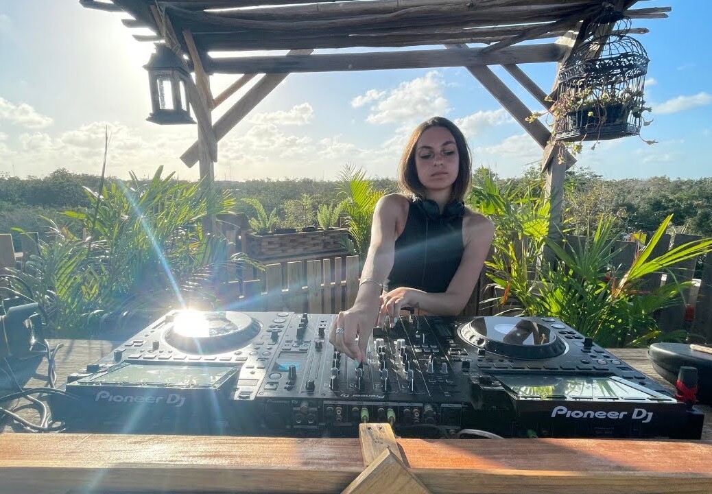 Ms. Elin Liso | Rominimal Deep Tech Mix 2022 | By @EPHIMERA Tulum