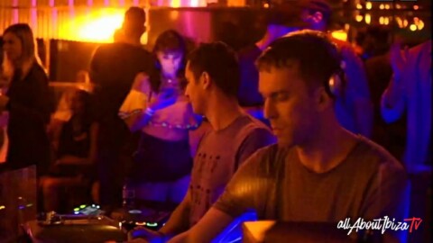 SONAR OFF WEEK · SHAUN REEVES B2B DJEBALI at Cue Bnc · By KEEP ON DANCING  © www.Allaboutibizatv.net