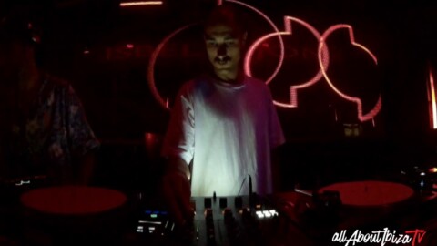 ISBEL & JON · Tribal Session at SANKEYS IBIZA  © AllaboutibizaTV