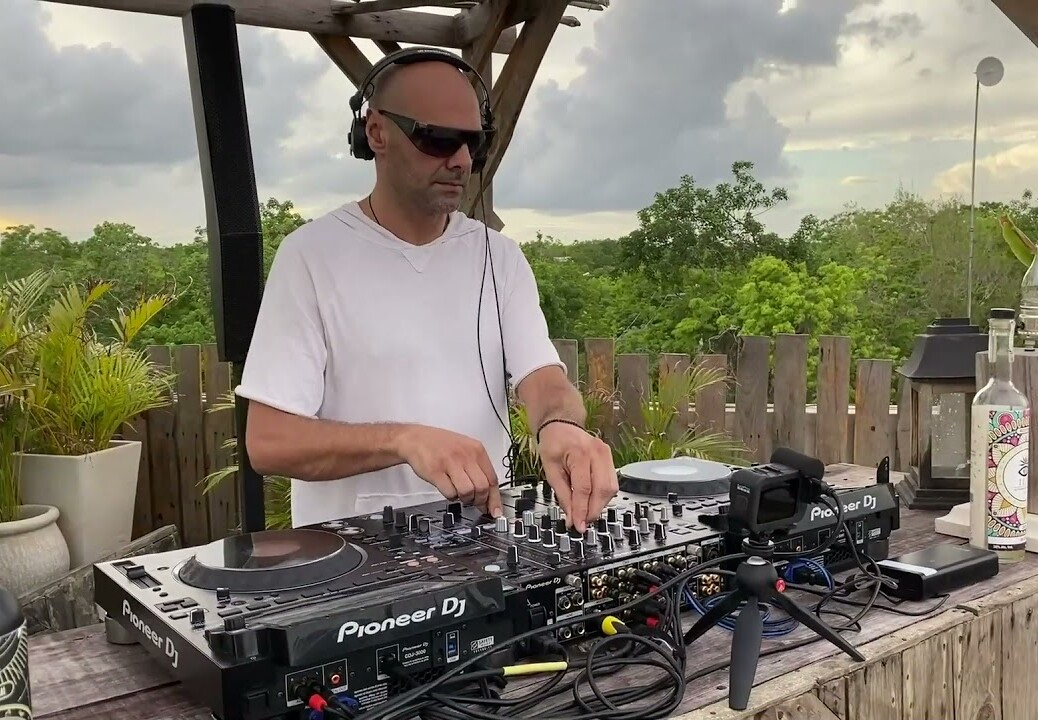 SIOPIS | Minimal House Tulum Sunset | by @EPHIMERA Tulum