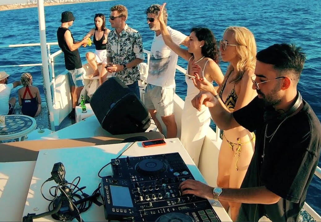 Jinna G & Papillon DJ Boat Party Set in Israel