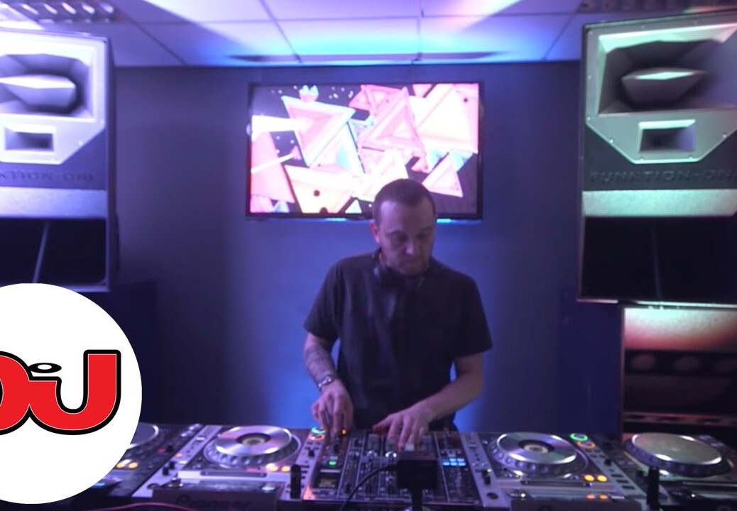 Flashmob LIVE from DJ Mag HQ