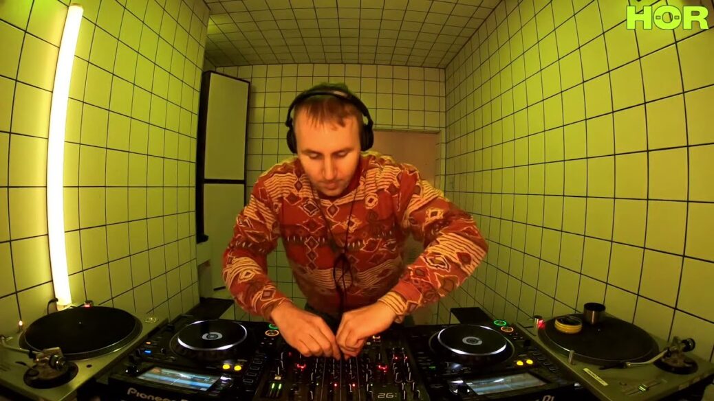 Multi Culti – Niklas Wandt / November 30 / 5pm-6pm Multi Culti – Niklas Wandt / November 30 / 5pm-6pm