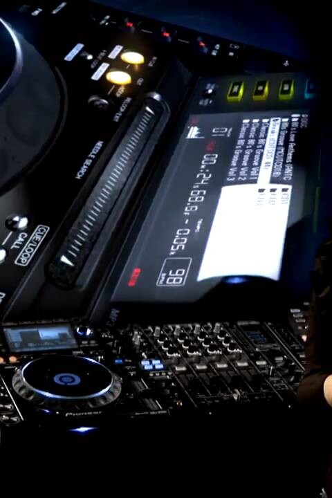 Pioneer CDJ-2000 Official Promo (Italiano)