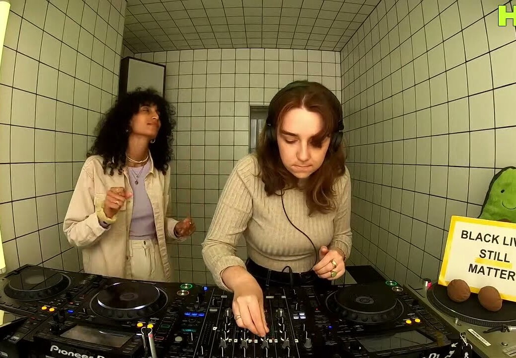 Rec Room – LUZ1E B2B Sarah Farina / September 20 / 4pm-5pm