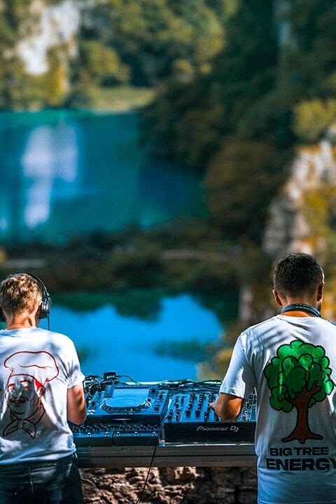 Disclosure at Plitvice Lakes National Park, in Croatia for Cercle