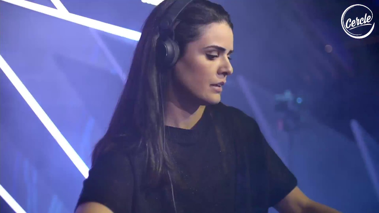 ANNA vinyl DJ set @ Les Pavillons des Etangs in Paris, France for ...