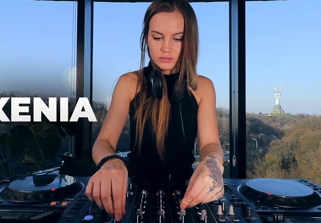 Xenia – Live @ Radio Intense Kyiv 7.4.2020 // Techno Mix