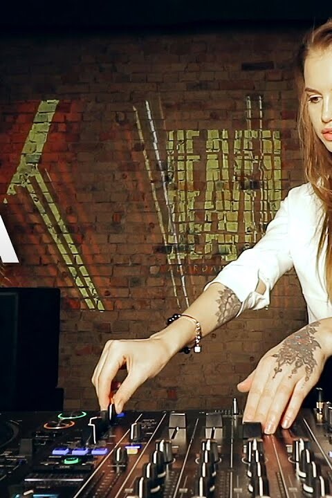 Xenia – Live @ Radio Intense Kyiv 17.03.2020 // Techno Mix