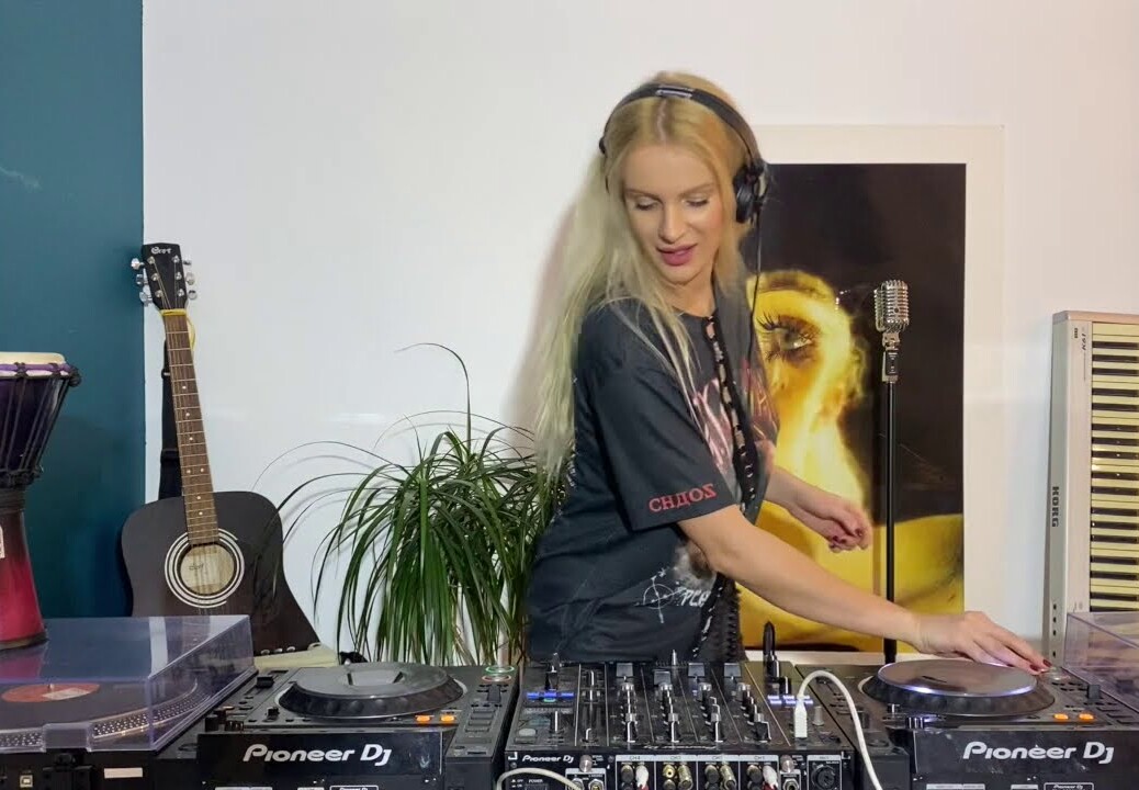 Alev Tav – Live @ Home session February 2021 / Tech house / House