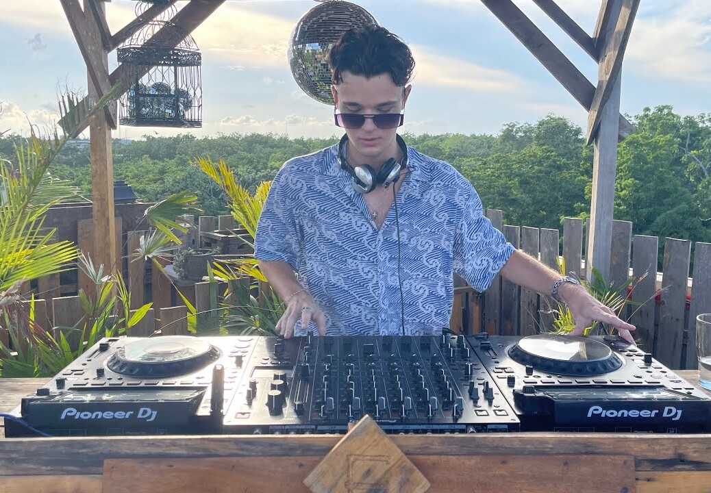 Umaedo | Groovy House Sunset mix | By @EPHIMERA Tulum