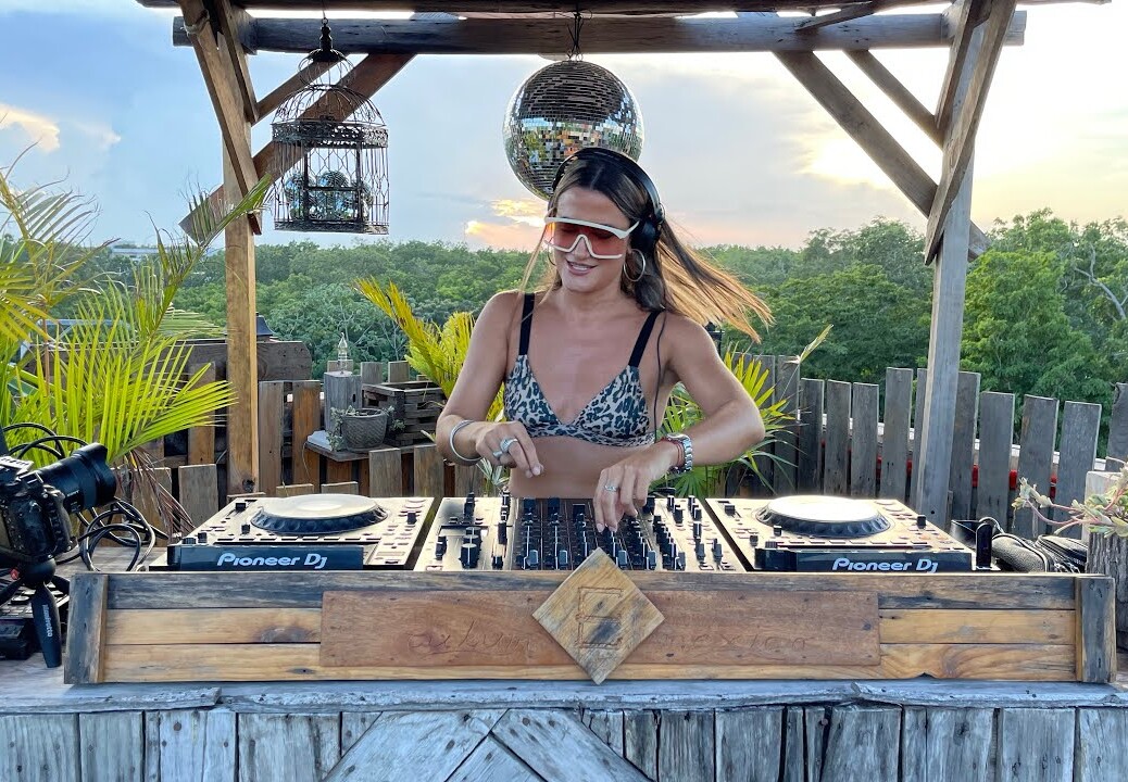 Da Carbone | Tech House Sunset mix | By @EPHIMERA Tulum