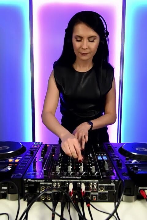 Noemi Black – Technical Vibe 107 // February 2021 // Techno Liveset