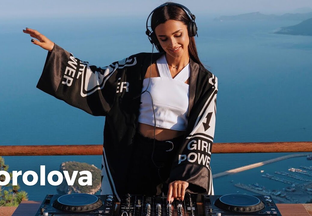 Korolova – Live @ Radio Intense, Antalya 22.08.2021 / Progressive House & Melodic Techno DJ Mix