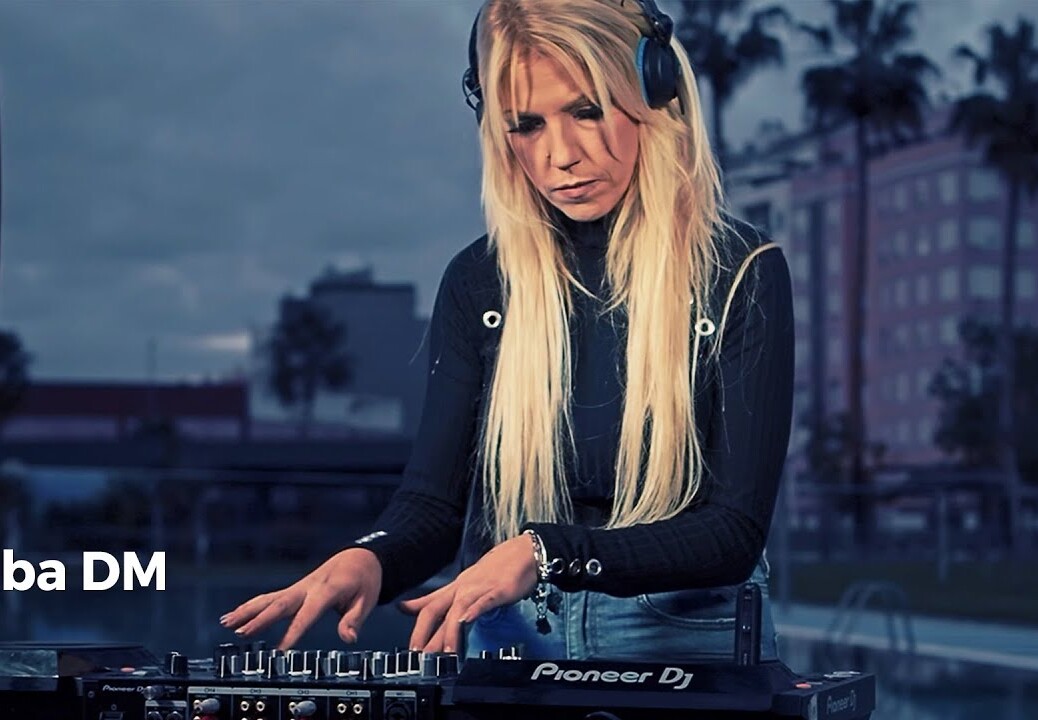 Alba DM – Live @ DJanes.net 19.1.2022 / Techno DJ Mix