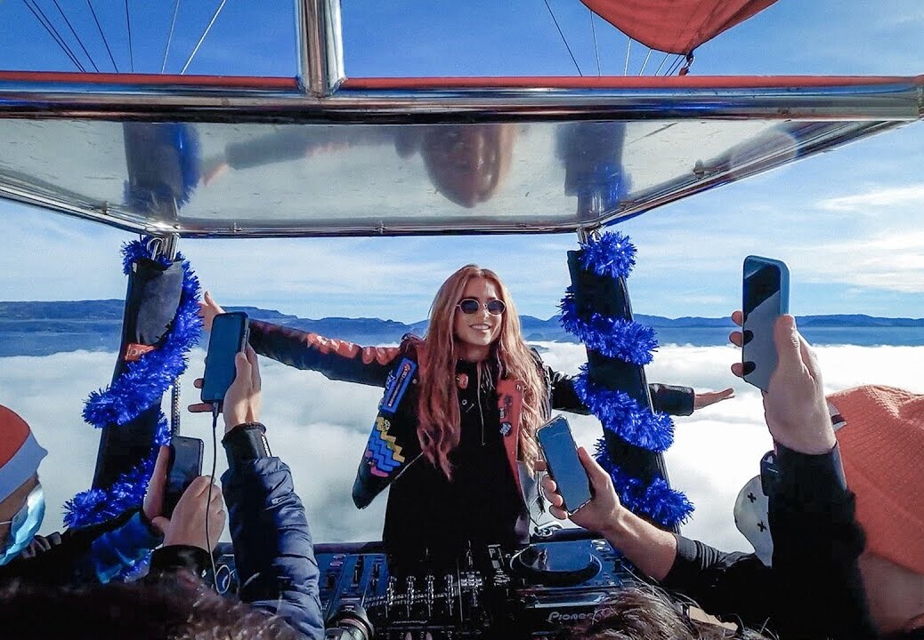 Juicy M – Hot Air Balloon DJ Set