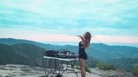 Juicy M – Live DJ mix from Siurana, Spain