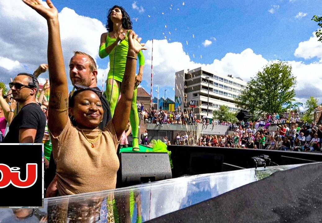 ICHE live from Amsterdam Canal Pride for KPN #loudandproud
