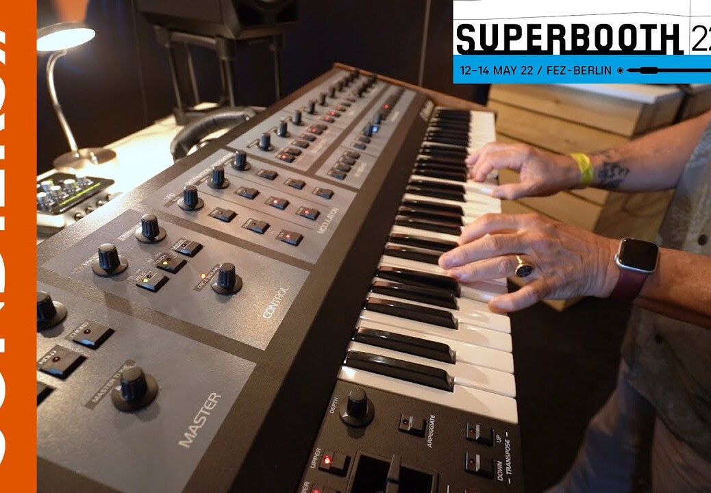 [SUPERBOOTH22] OBERHEIM OB-X8 – Juste du son (et vous allez être calmés) / just sound