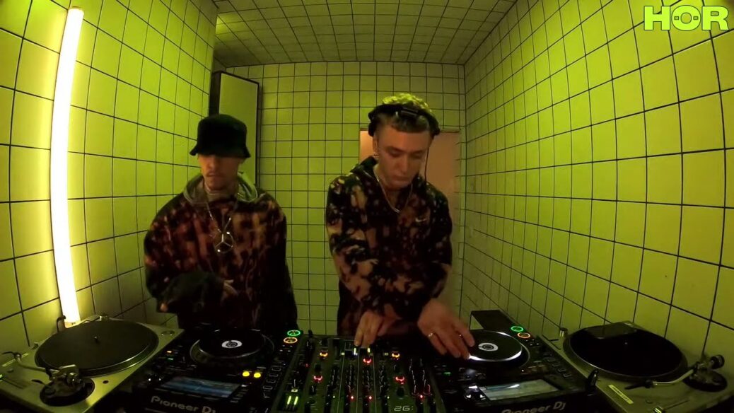 SH SE B2B //T-RAIL// / April 21 / 9pm-10pm SH SE B2B //T-RAIL// / April 21 / 9pm-10pm