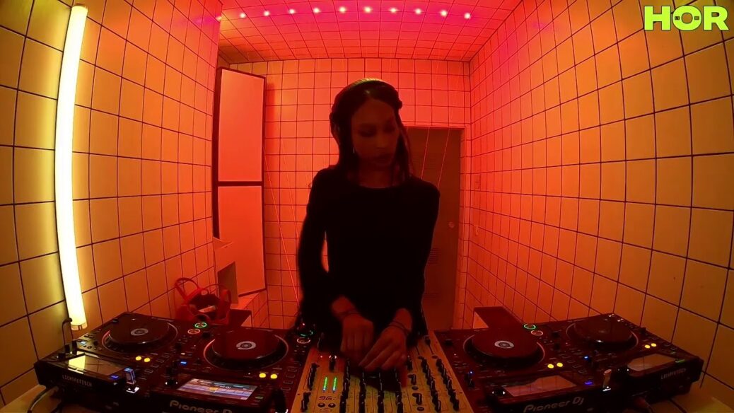 OXI Invites – Nkisi / March 6 / 9pm-10pm OXI Invites – Nkisi / March 6 / 9pm-10pm