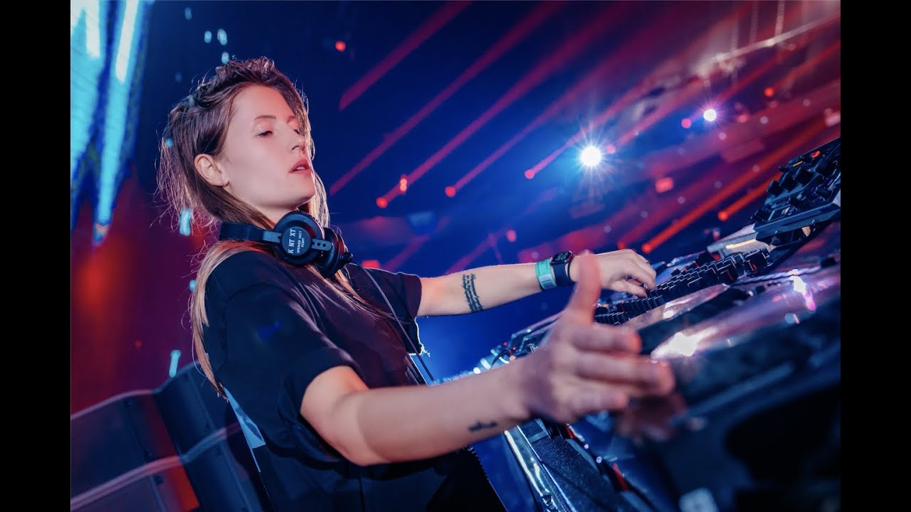 Charlotte de Witte at Tomorrowland 2022 (KNTXT Stage) Virtual Clubbing Life