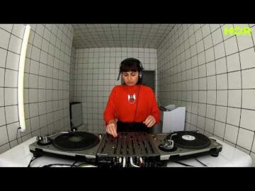 Unterwegs Showcase – The Lady Machine / July 8 / 5pm-6pm
