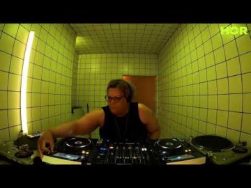 Gentle Riot & Friends – Femanyst / May 8 / 9pm-10pm
