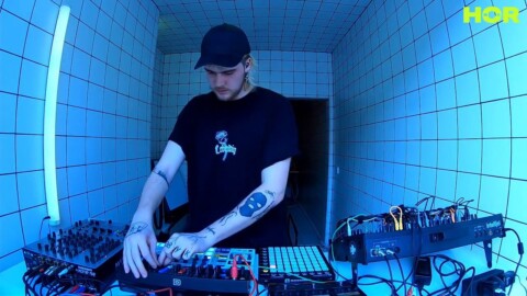 Lebendig Showcase – Peryl (LIVE) / March 11 / 5pm-6pm