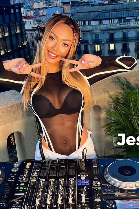 Jessica Harris – Live @ DJanes.net Rooftop, Barcelona 25.11.2022 / Melodic Techno & House  DJ Mix