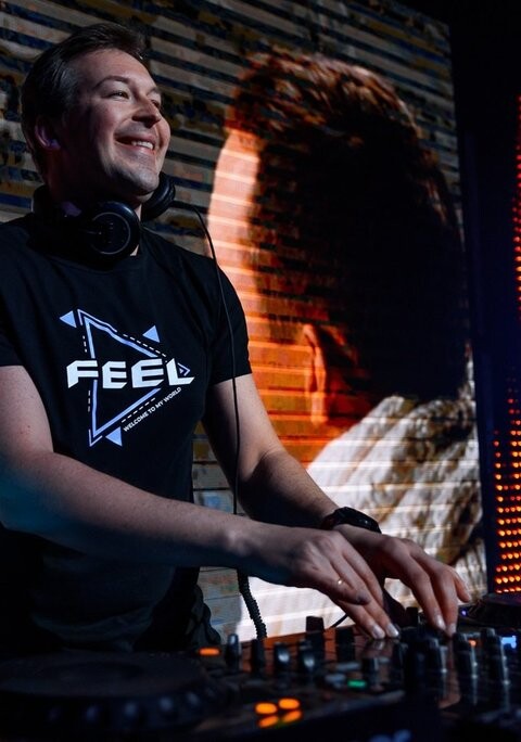 DJ Feel – DJ FEEL – TOP 25 OF APRIL 2014 (28-04-2014) (AUDIO)