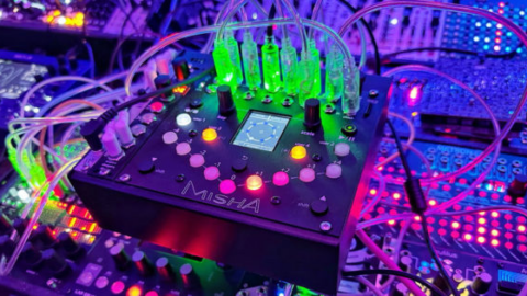 Electronic Music Pioneer Is Impressed By Misha Sequencer – Music Connection Magazine