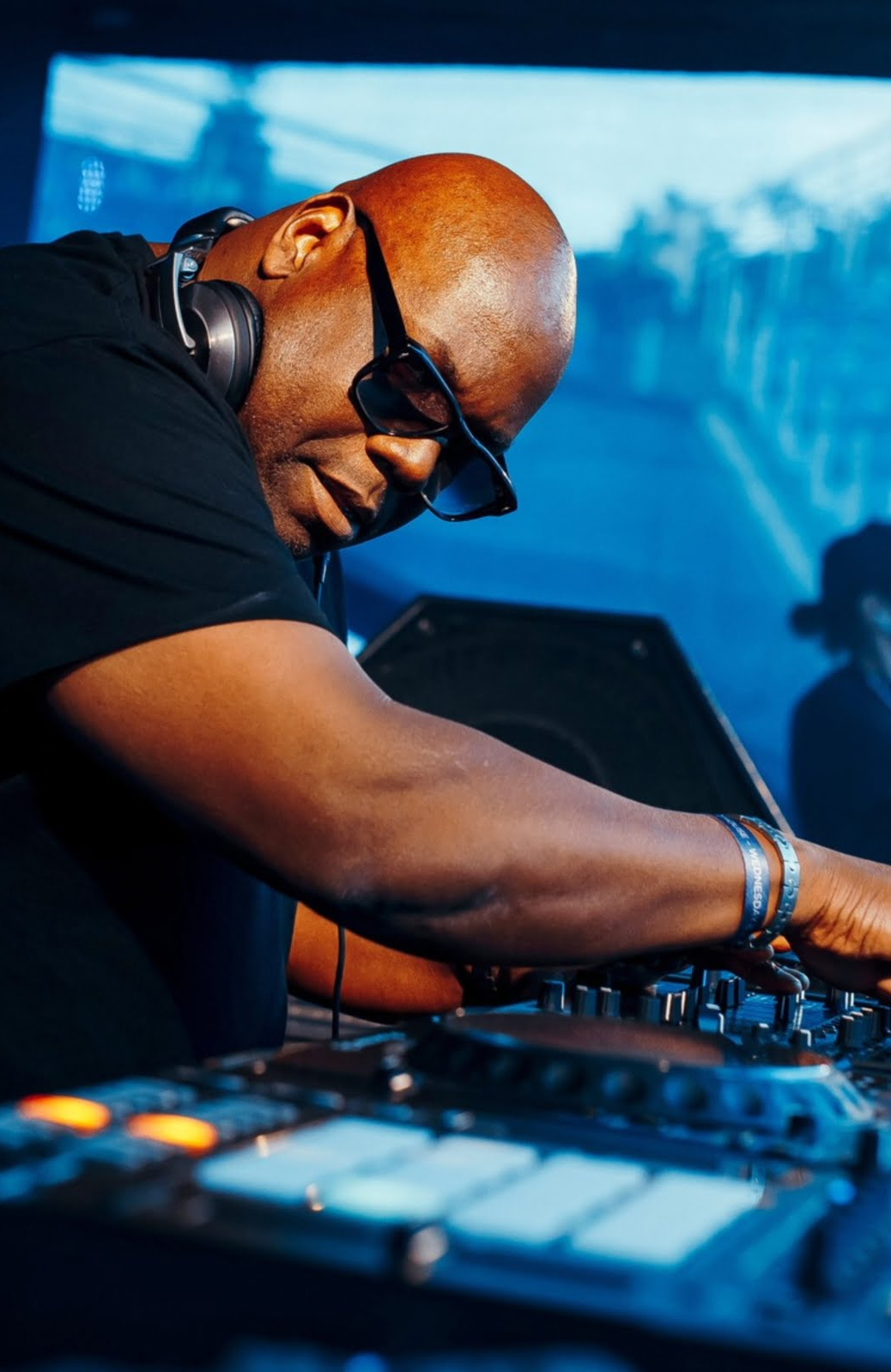 Carl Cox Finally Releases His Long-awaited New Artist Album – 'Electronic Generations' | UFO Network – UFO Network