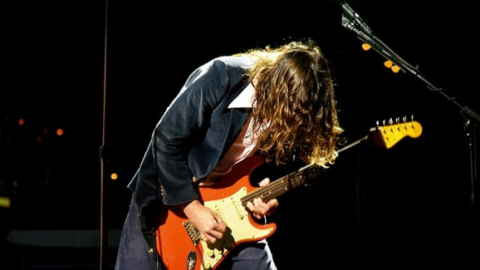 Red Hot Chili Peppers' John Frusciante Announces New Electronic Double-Album – EDM.com