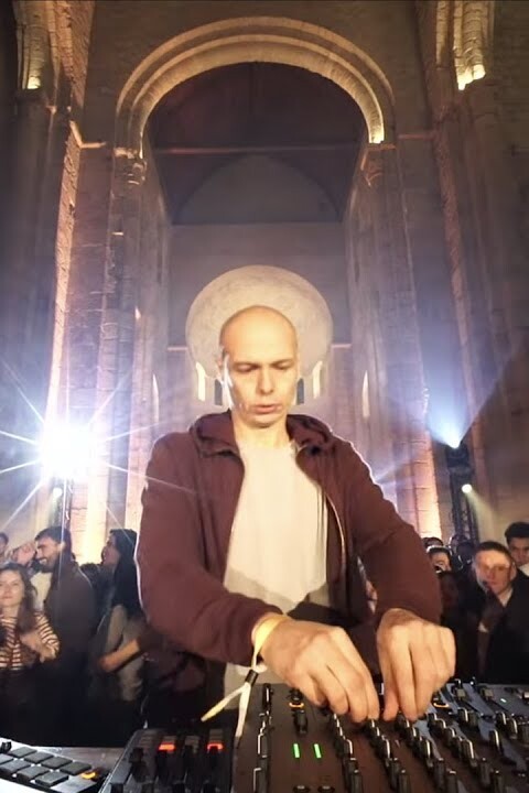 Recondite live @ Abbatiale de Bernay in France for Cercle