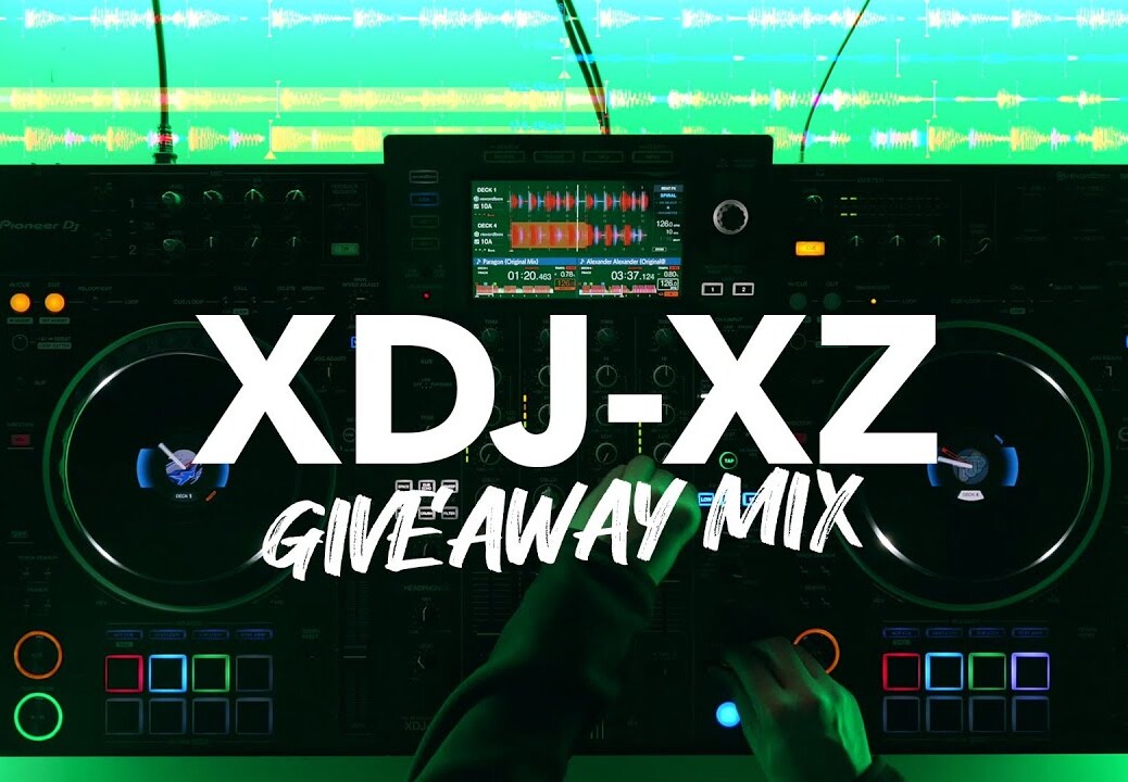 Mixing MINIMAL HOUSE on the XDJ-XZ