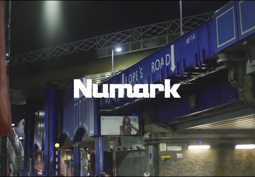 Interview de DJ Samy sur la PT01 SCRATCH de NUMARK (vidéo de La Boite Noire)