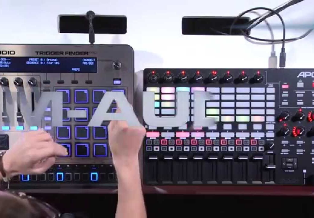 Le Trigger Finger Pro de M-AUDIO et l’APC40MKII AKAI avec Amanda Eaven (La Boite Noire)