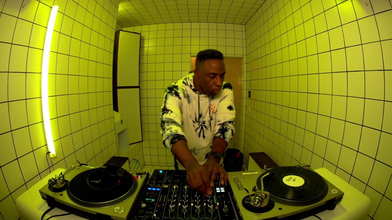 Black Catalogue - Monty Luke | HÖR - Jan 10 / 2023 - Virtual Clubbing Life