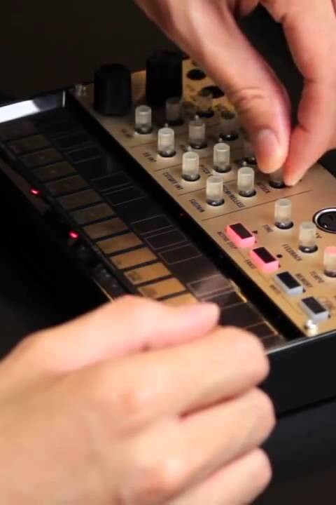 Démo Korg Volca Keys ( La Boite Noire )