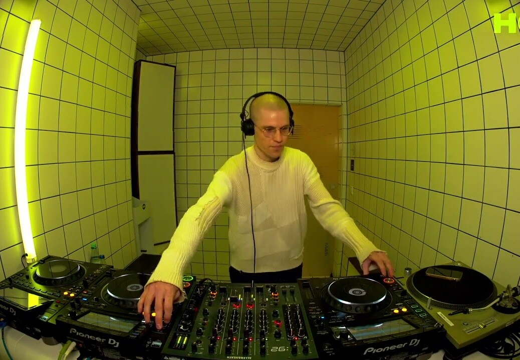 DJ Mantis | HÖR – Mar 17 / 2023