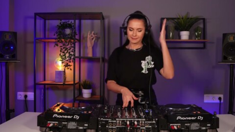 Hard Techno // Noemi Black – Studio Session vol.2 // 4K