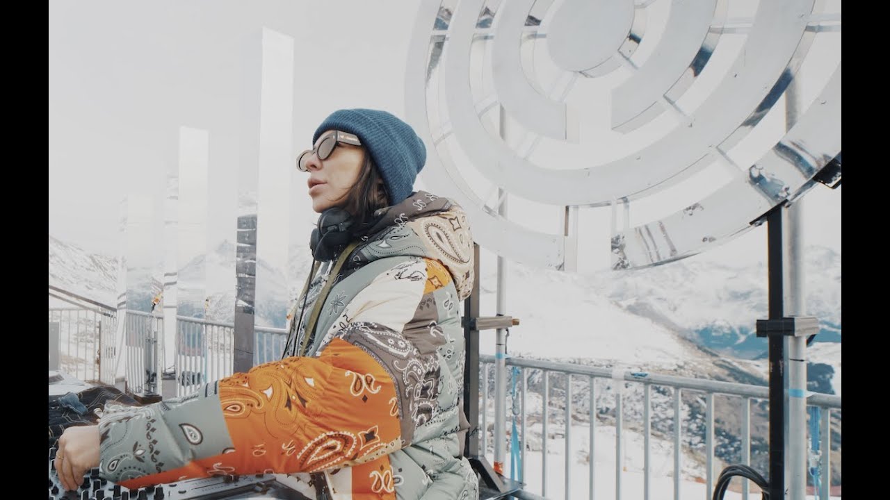 Nina Kraviz live tomorrowland Winter 2023 Virtual Clubbing Life