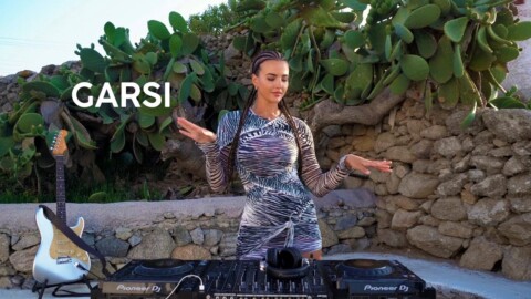 GARSI @ Mykonos, Greece / Melodic, Organic House & Afro House DJ Mix & LIVE Guitar / July 2023