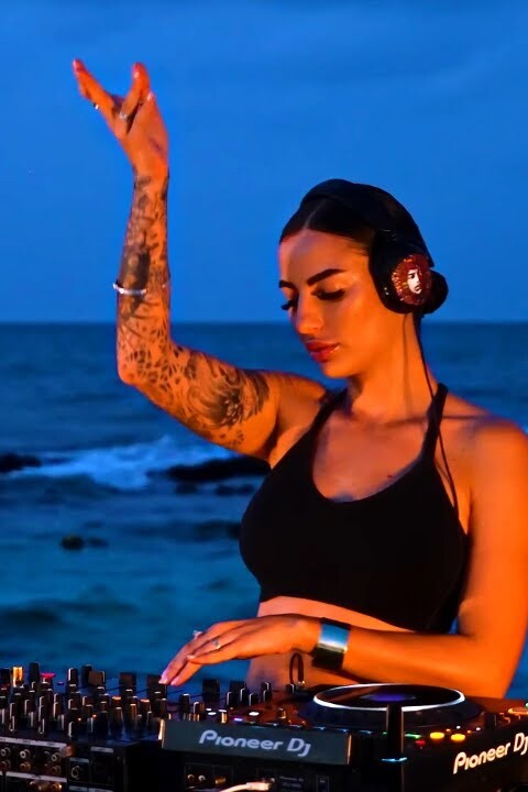 DeepMe – Live @ Tulum, Mexico  / Melodic Techno & Progressive House 4K Dj Mix