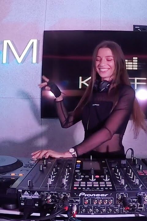 Alisha DJ – Live @ DJanes.net 4.10.2023 / Melodic Techno & Progressive House Mix