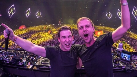 Hardwell & Armin van Buuren Live at AMF 2017 (II=I)