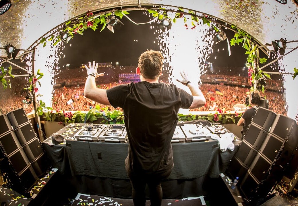 Hardwell Live At Tomorrowland 2014 [FULL HD]